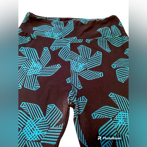 LuLaRoe one size leggings - Picture 2 of 3